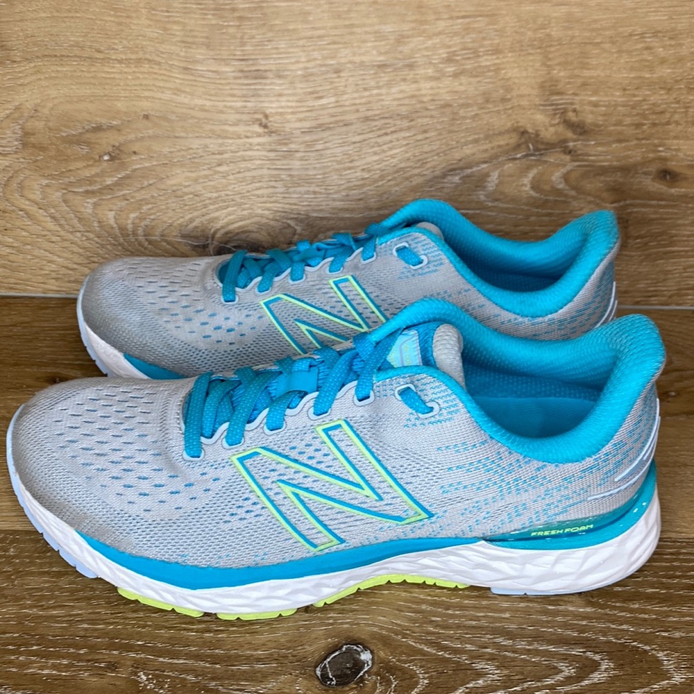 New Balance Fresh Foam 880 Size 9